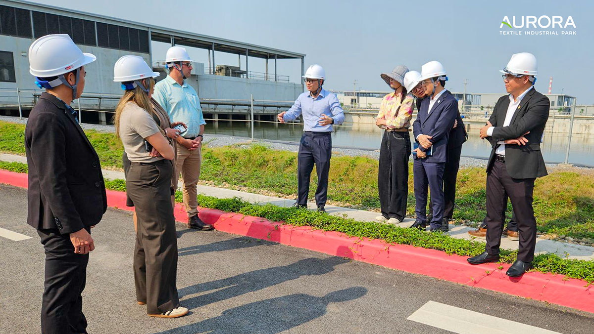 WPA tham quan dệt nhuộm Aurora