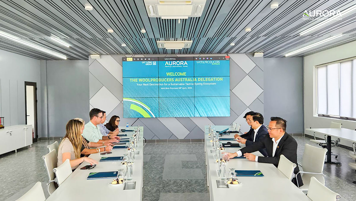 Aurora IP và đại diện Hiệp Hội Lông cừu Úc