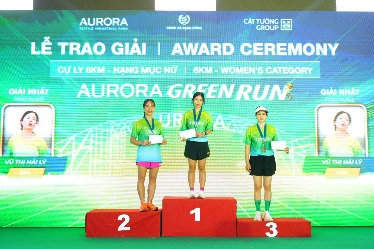 Top 3 VDV nữ Aurora Green Run